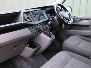 Used Volkswagen Transporter 2020 for sale - 75634519: Photo