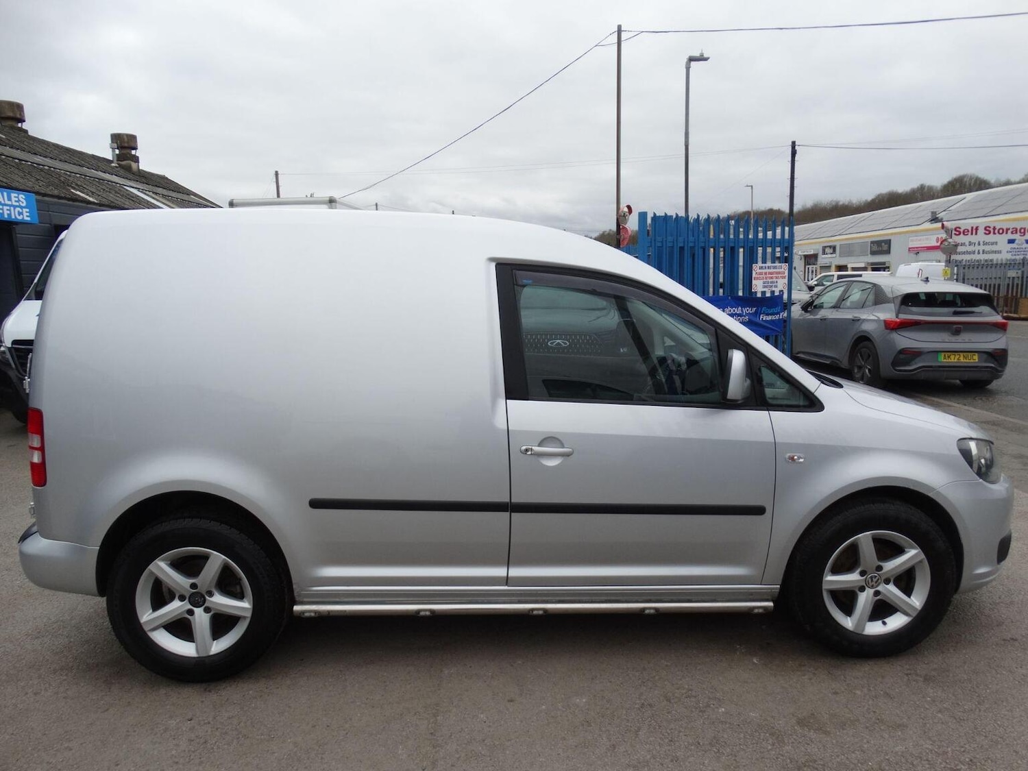Used Volkswagen Caddy 2012 for sale - 78098157: Photo 3