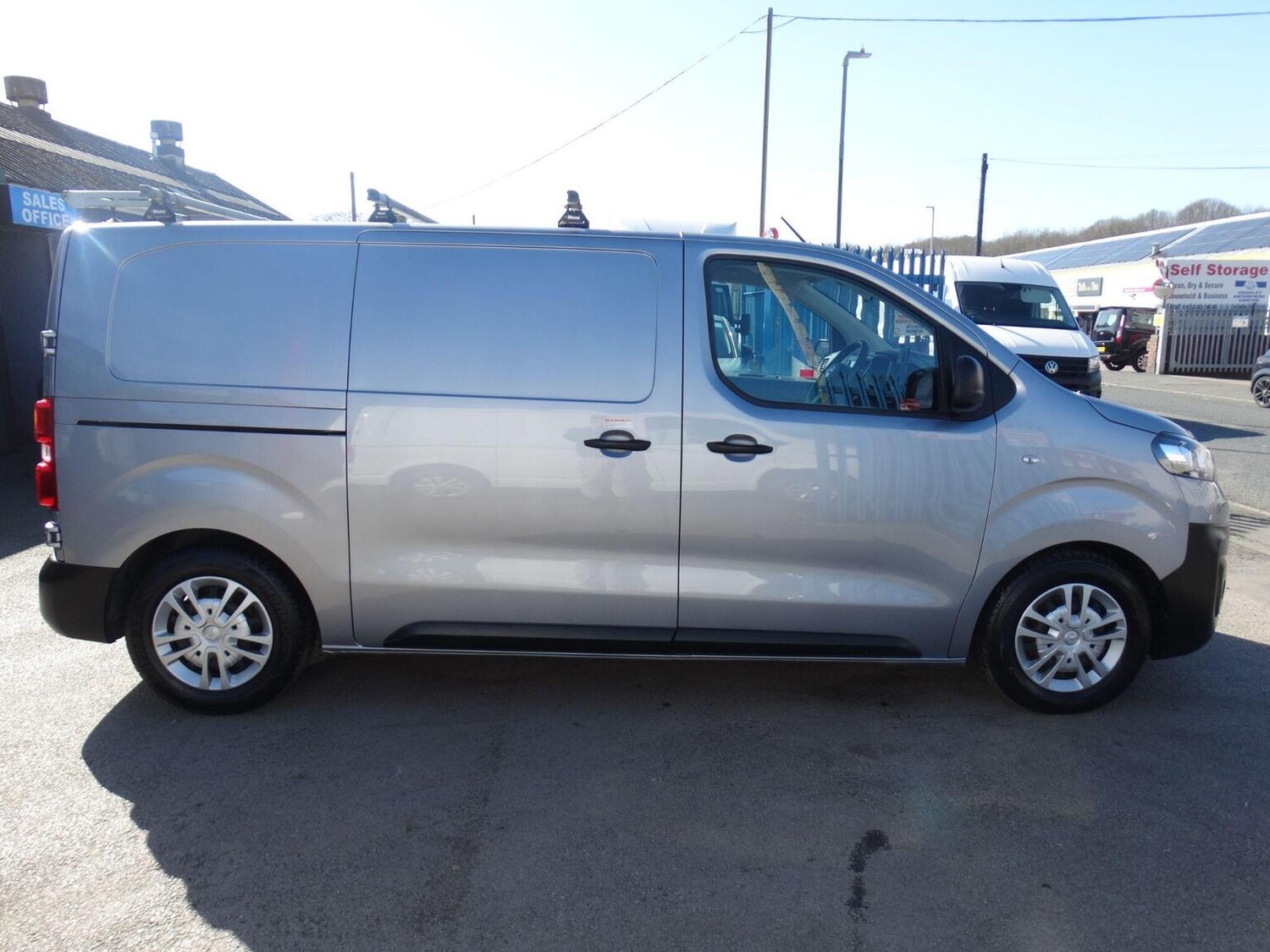 Used Vauxhall Vivaro 2023 for sale - 77906548: Photo 4