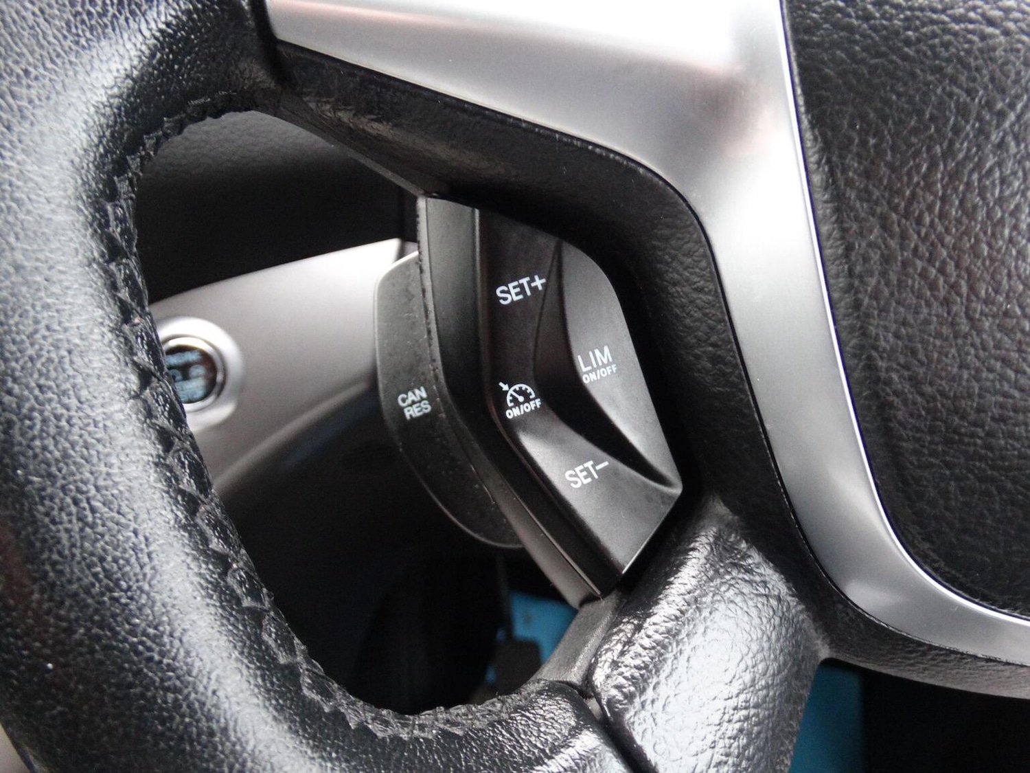 Used Ford Kuga 2015 for sale - 76836955: Photo 27