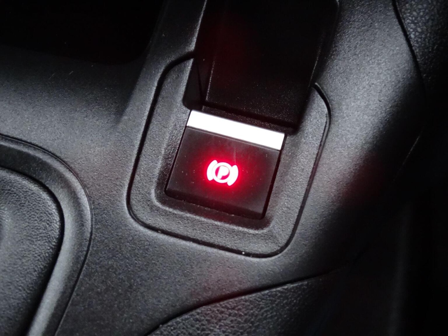 Used Peugeot Partner 2023 for sale - 77033102: Photo 25