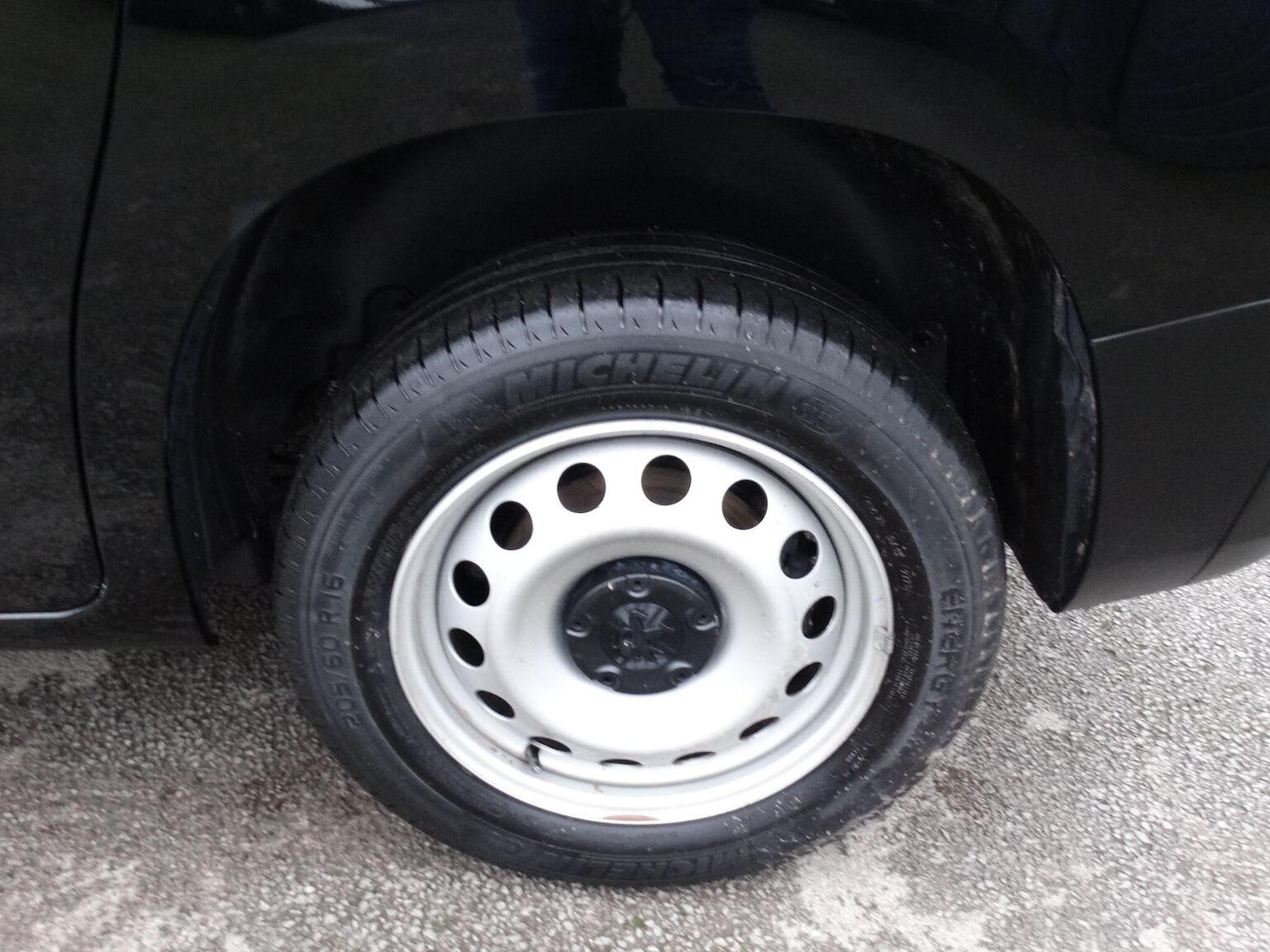 Used Peugeot Partner 2023 for sale - 77033102: Photo 29