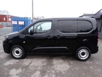 Used Peugeot Partner 2023 for sale - 77033102: Photo