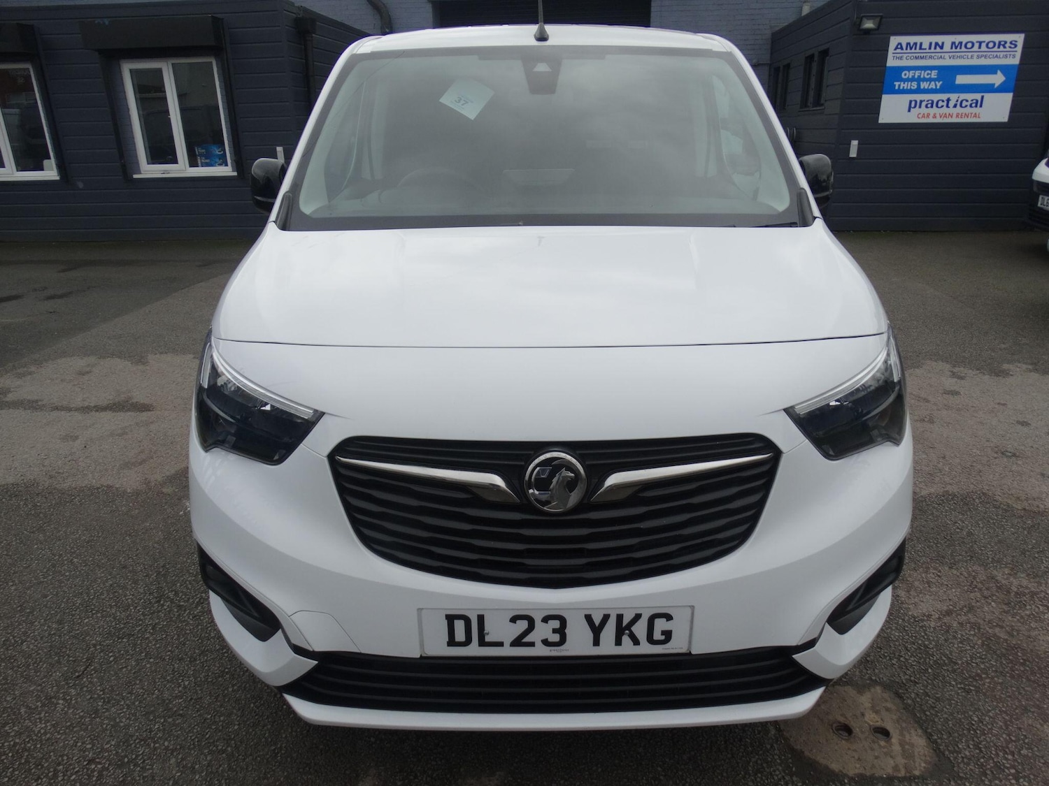 Used Vauxhall Combo 2023 for sale - 76457816: Photo 2
