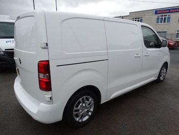 Used Vauxhall Vivaro 2020 for sale - 78045615: Photo