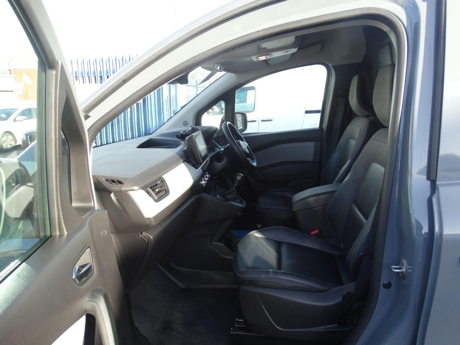 Used Nissan Other 2023 for sale - 77357346: Photo 10