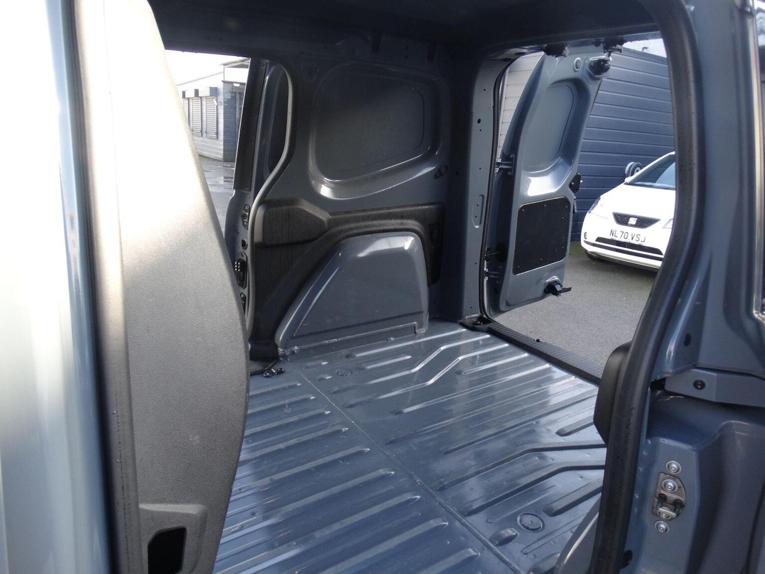 Used Nissan Other 2023 for sale - 77357346: Photo 12