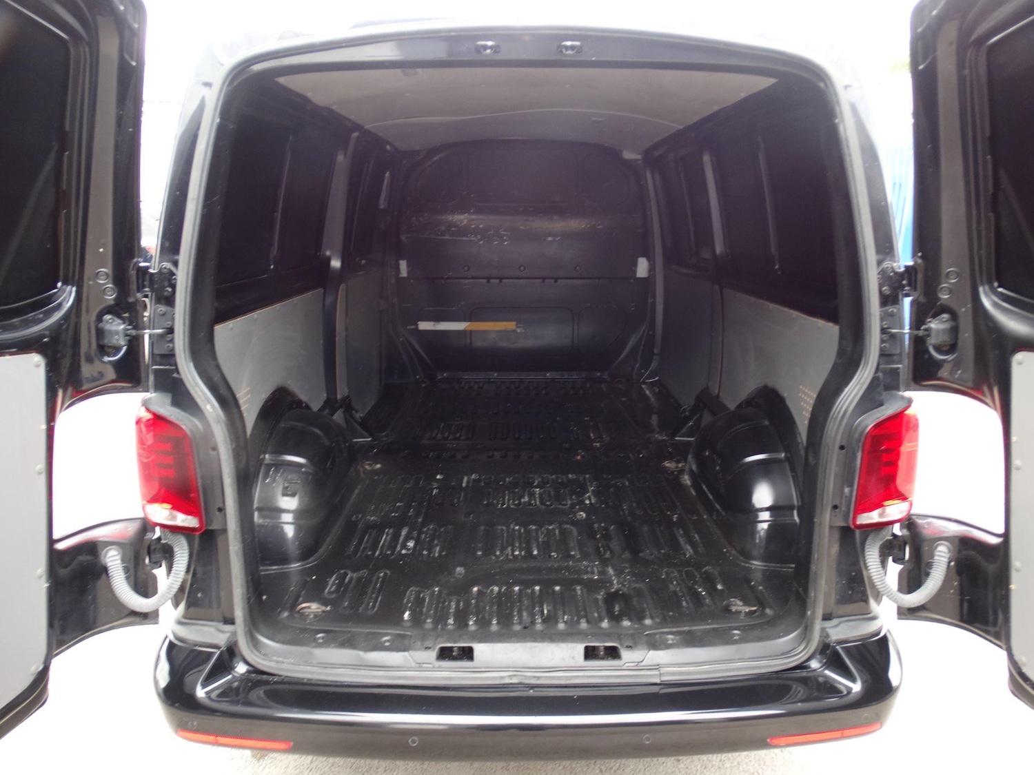 Used Volkswagen Transporter 2021 for sale - 76649598: Photo 12