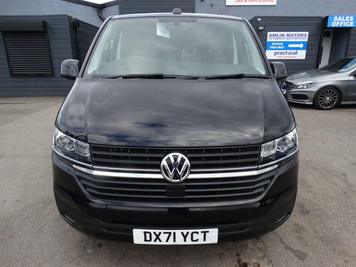 Used Volkswagen Transporter 2021 for sale - 76649598: Photo 2