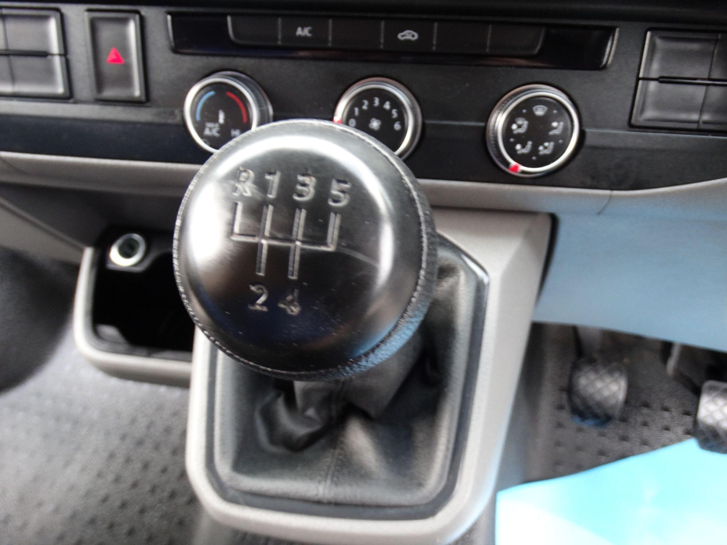 Used Volkswagen Transporter 2022 for sale - 76649606: Photo 26