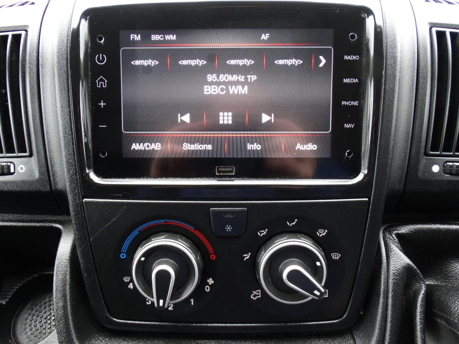 Used Vauxhall Movano 2023 for sale - 76896970: Photo 16