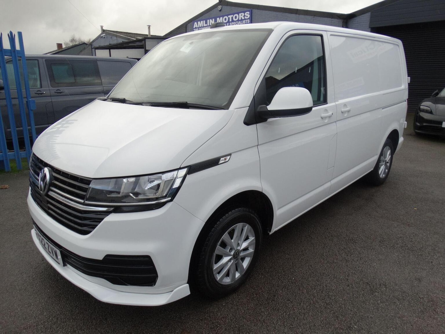 Used Volkswagen Transporter 2022 for sale - 76687129: Photo 1