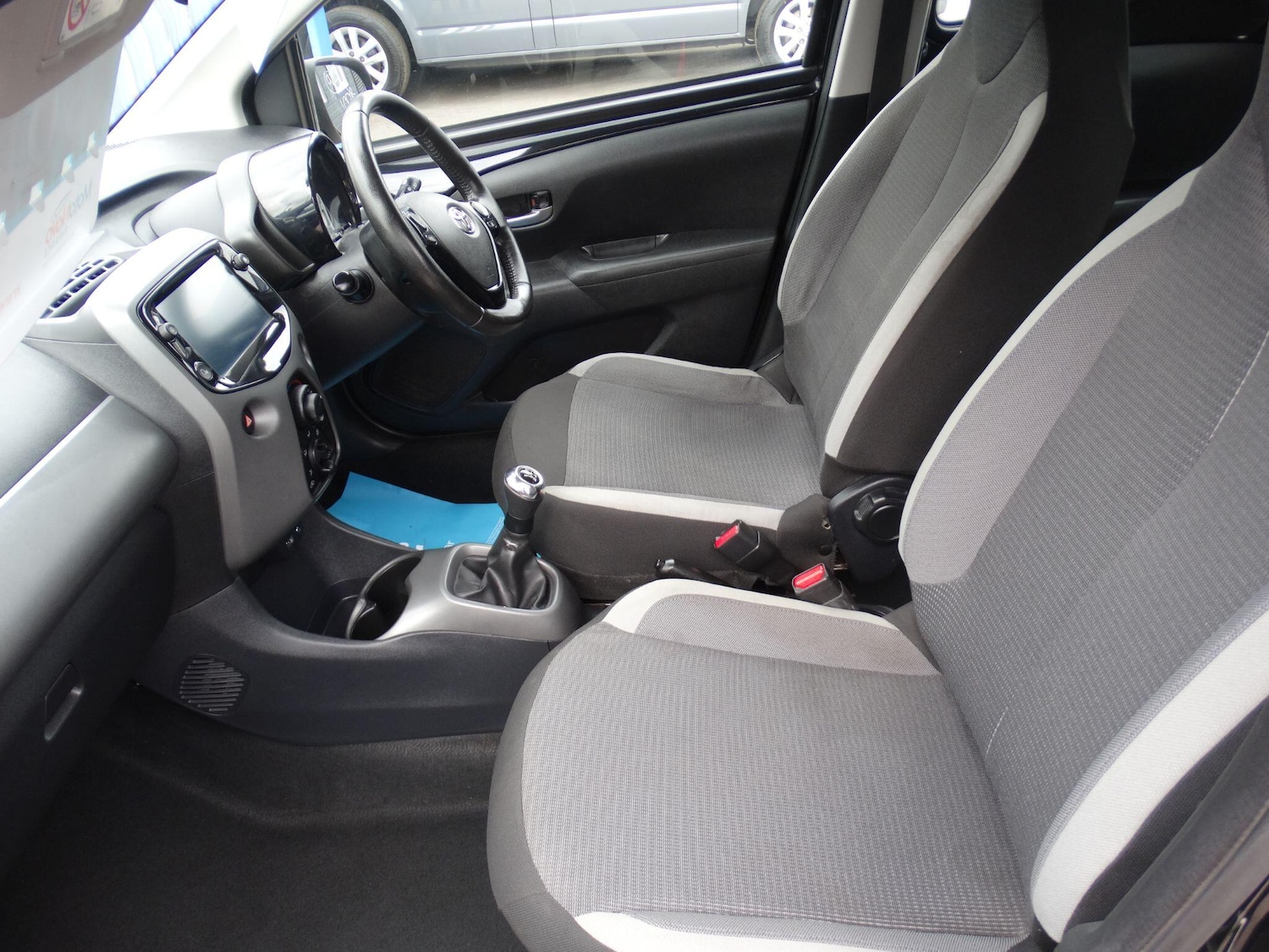 Used Toyota AYGO 2021 for sale - 76306804: Photo 9