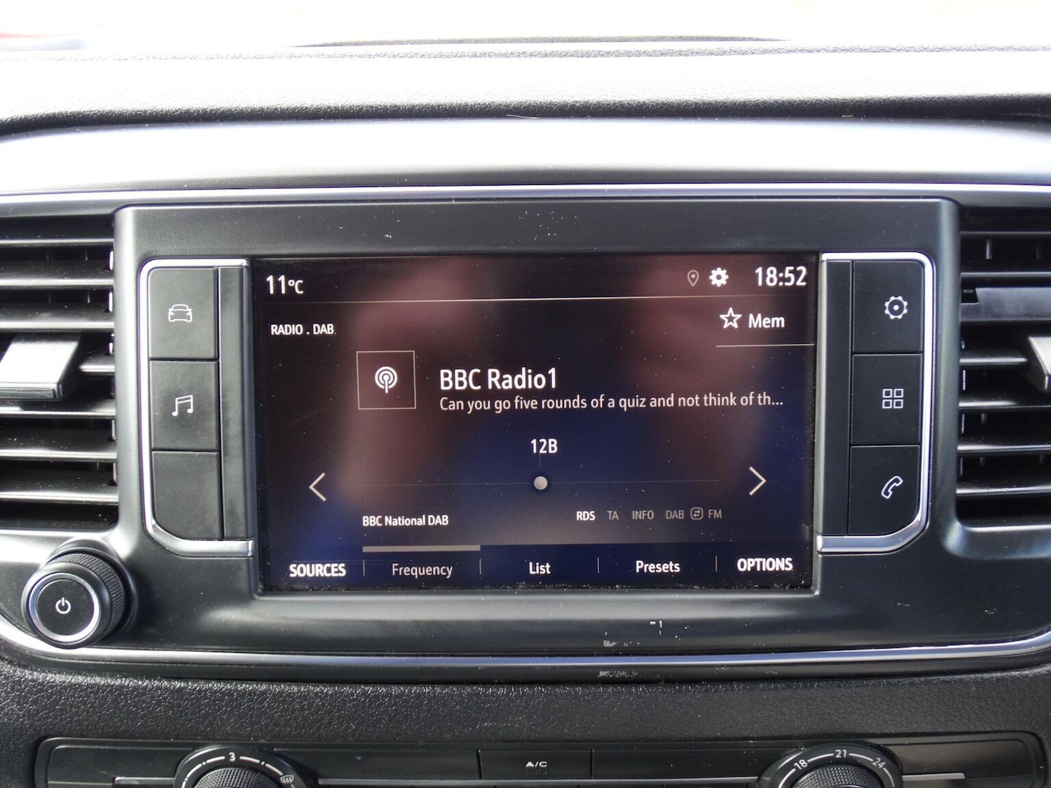 Used Vauxhall Vivaro 2020 for sale - 78070308: Photo 16