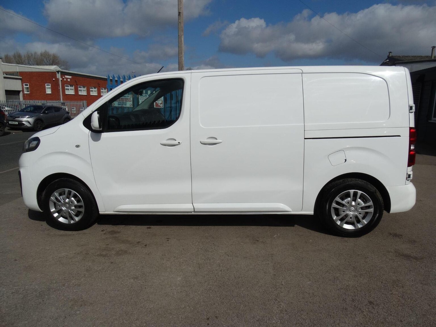 Used Vauxhall Vivaro 2020 for sale - 78070308: Photo 5