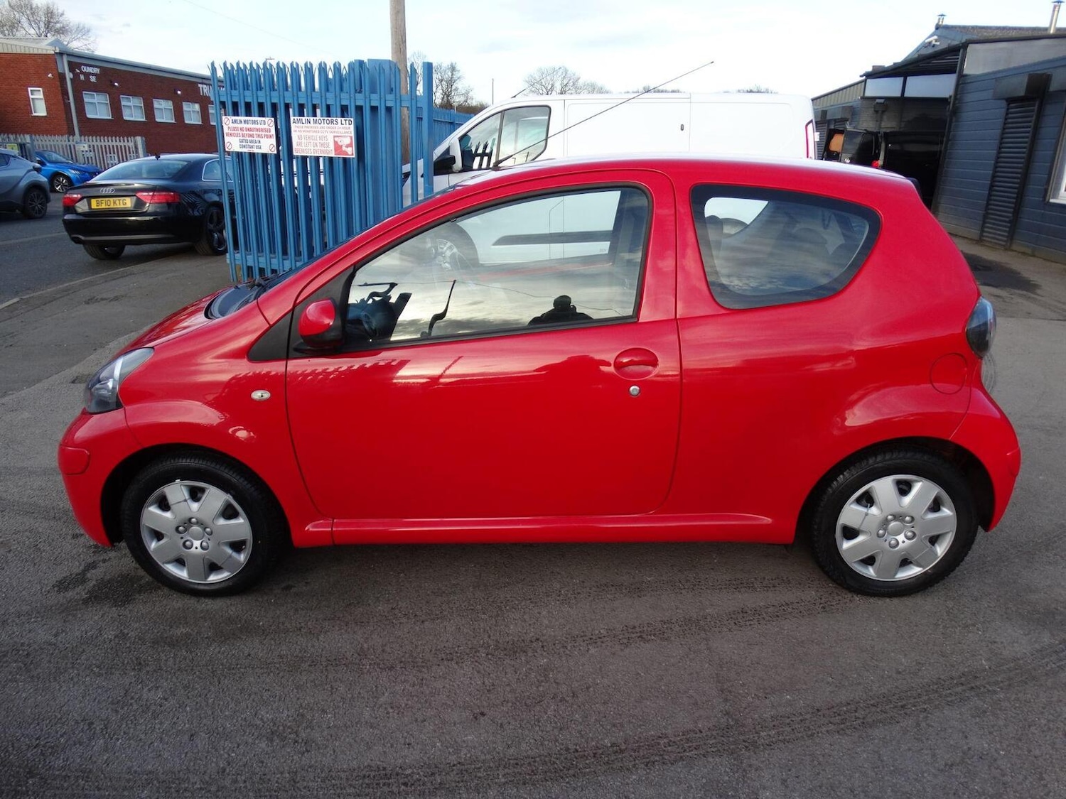 Used Toyota AYGO 2009 for sale - 77721388: Photo 5
