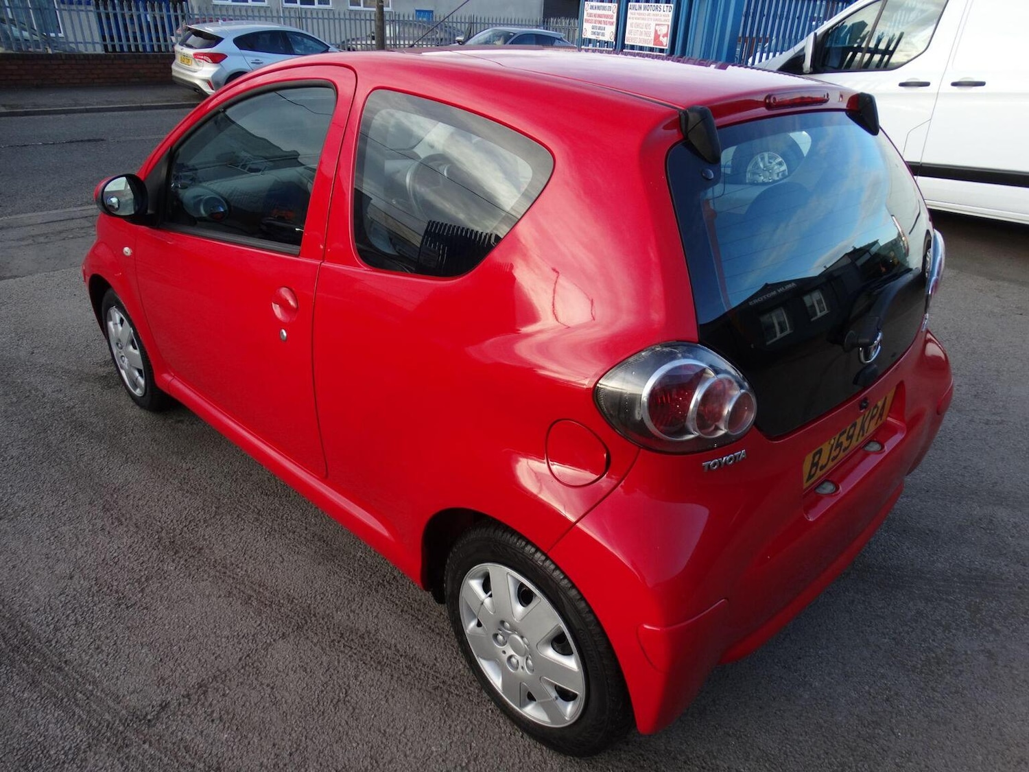Used Toyota AYGO 2009 for sale - 77721388: Photo 6
