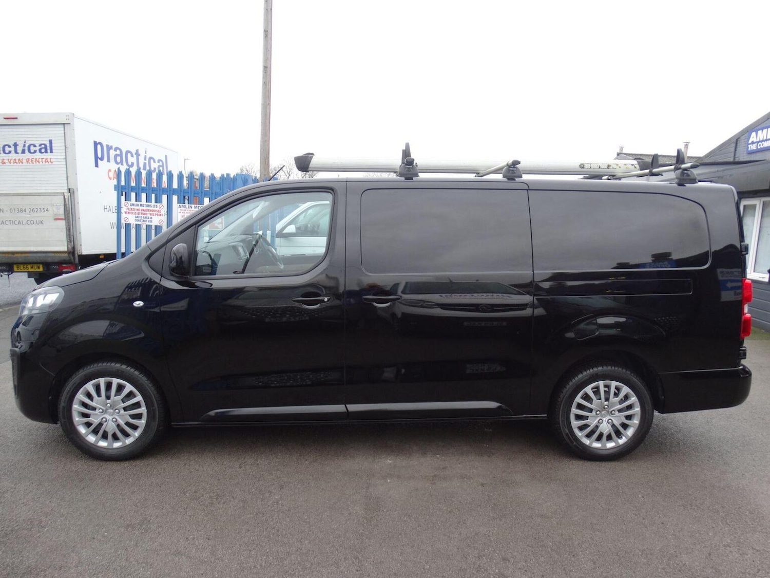 Used Vauxhall Vivaro 2024 for sale - 77213461: Photo 4