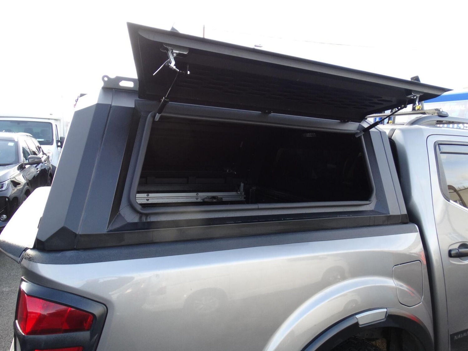 Used Nissan Navara 2018 for sale - 77264392: Photo 12