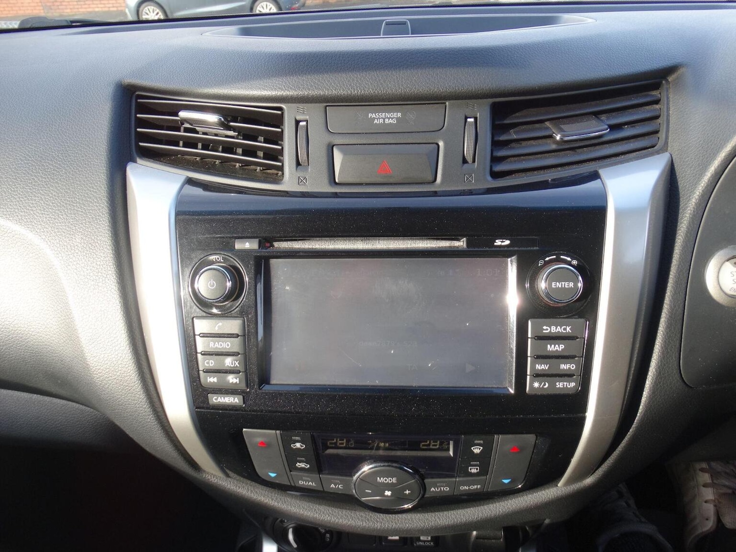 Used Nissan Navara 2018 for sale - 77264392: Photo 27