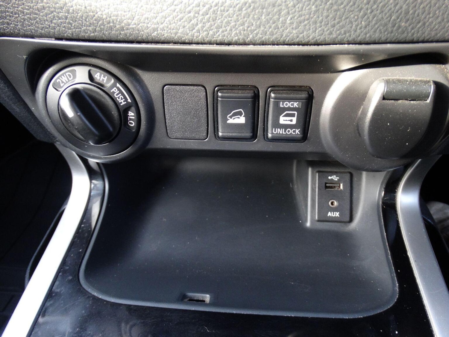 Used Nissan Navara 2018 for sale - 77264392: Photo 29