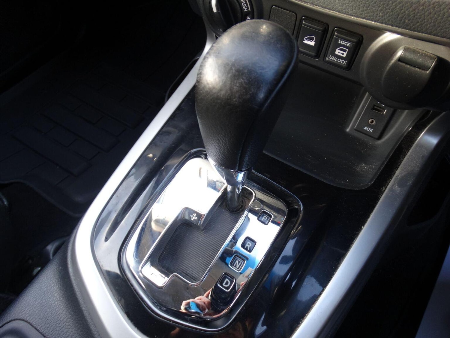 Used Nissan Navara 2018 for sale - 77264392: Photo 32