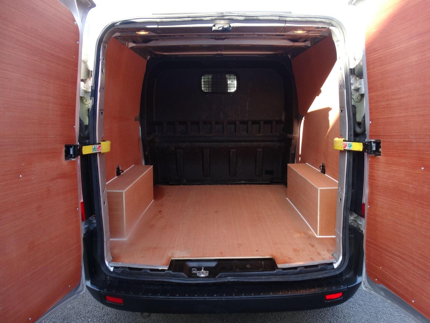 Used Ford Transit Custom 2019 for sale - 77225161: Photo 12