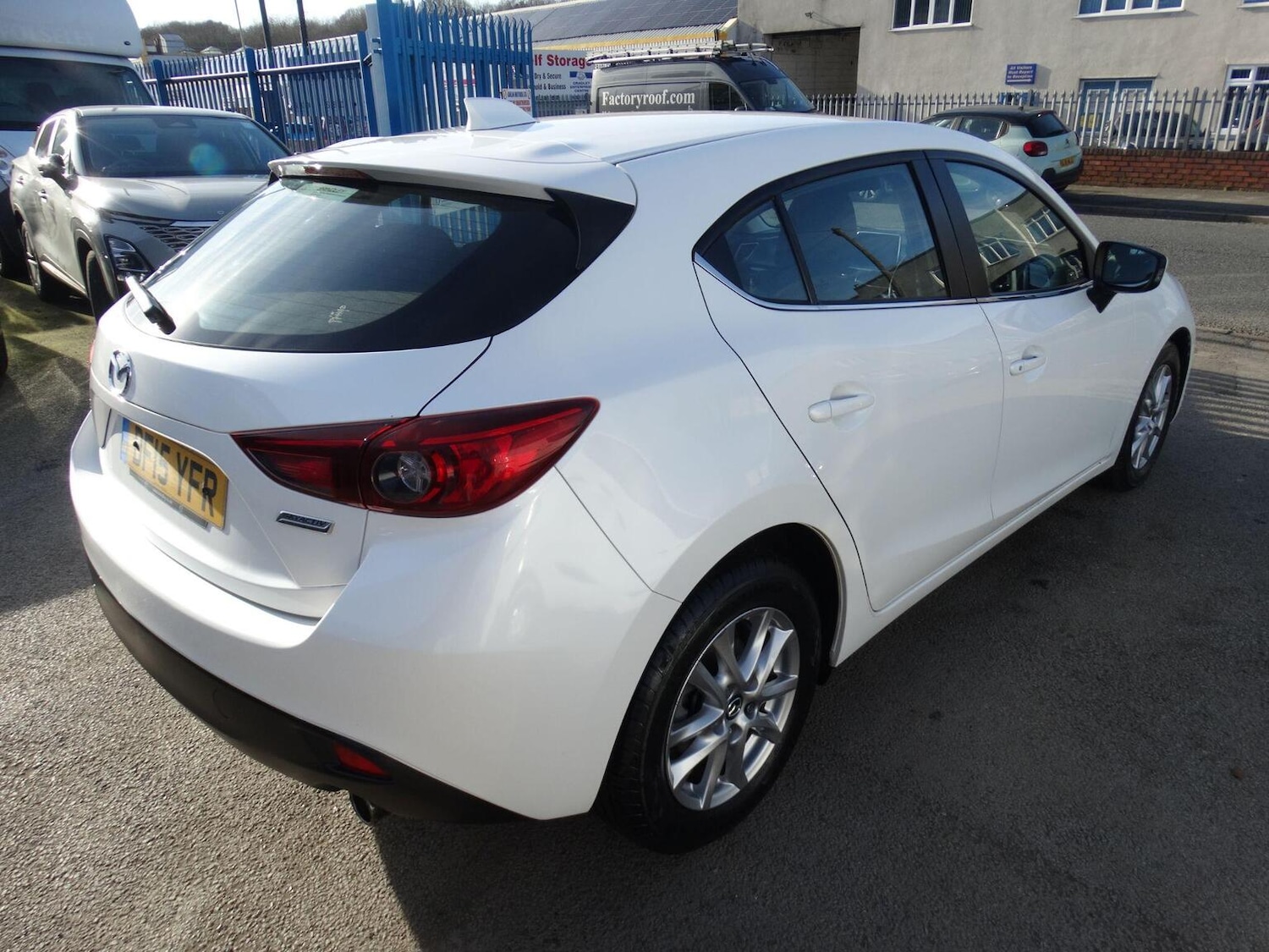 Used Mazda Mazda3 2015 for sale - 77656203: Photo 8