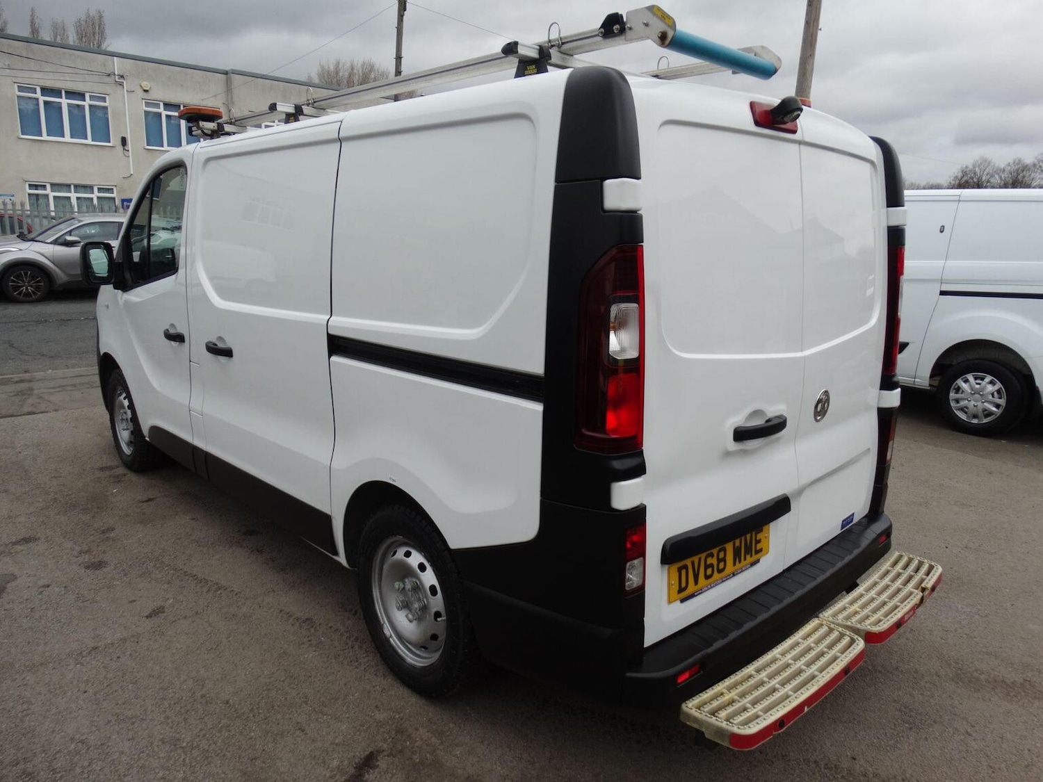 Used Vauxhall Vivaro 2018 for sale - 77681879: Photo 8