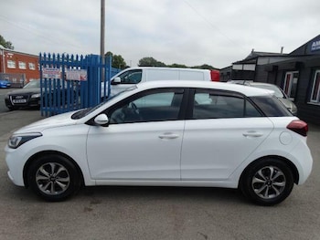 Used Hyundai i20 2019 for sale - 79222918: Photo