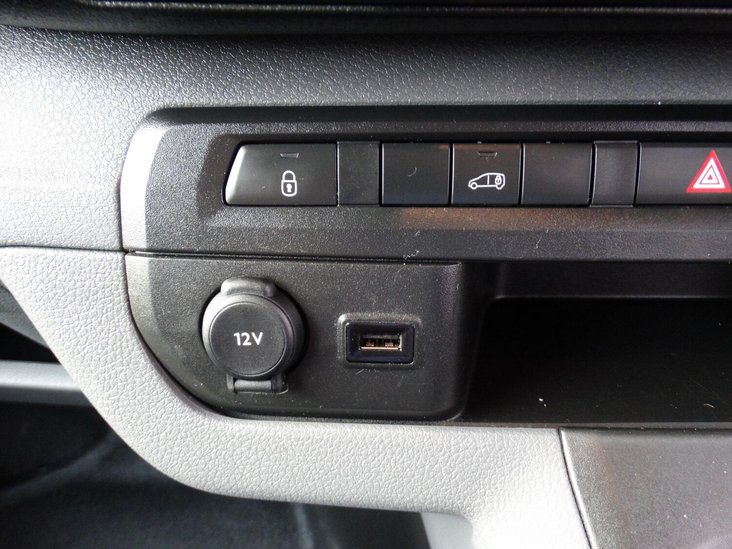 Used Citroen Dispatch 2022 for sale - 76348751: Photo 19