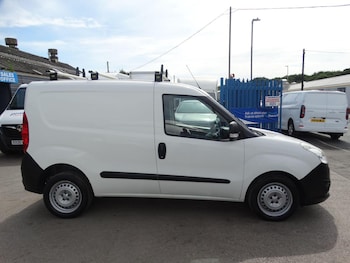 Used Vauxhall Combo 2016 for sale - 79130778: Photo