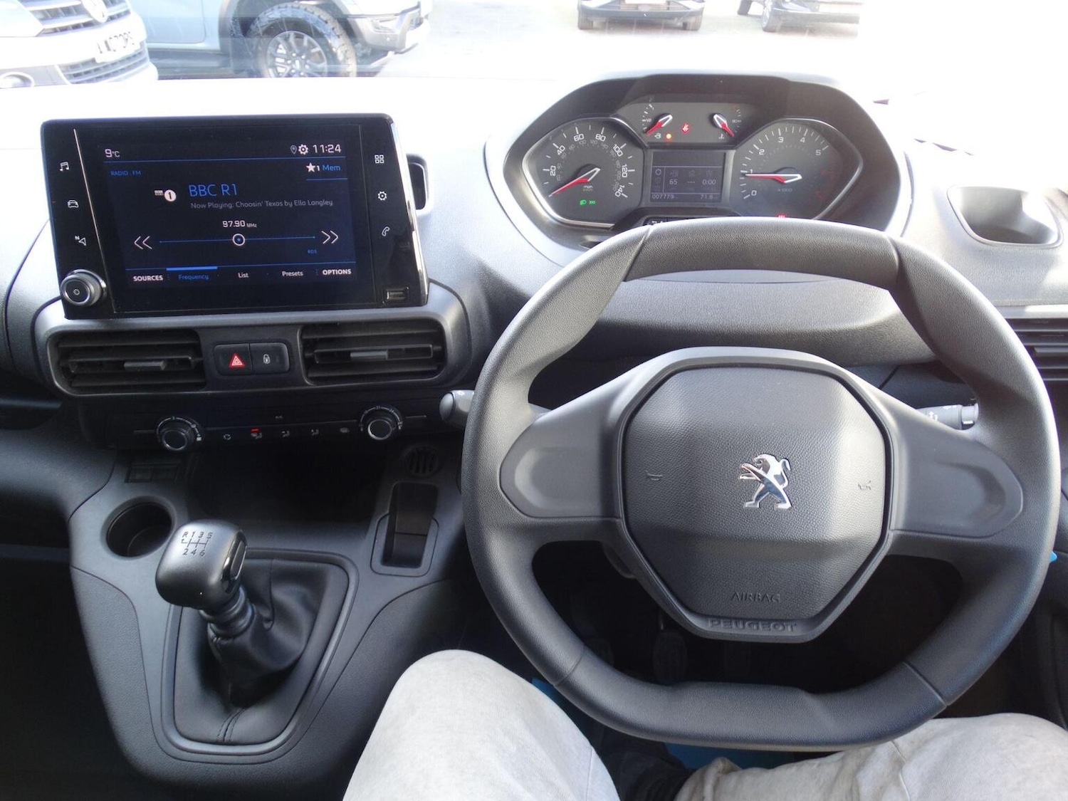 Used Peugeot Partner 2023 for sale - 77749921: Photo 14