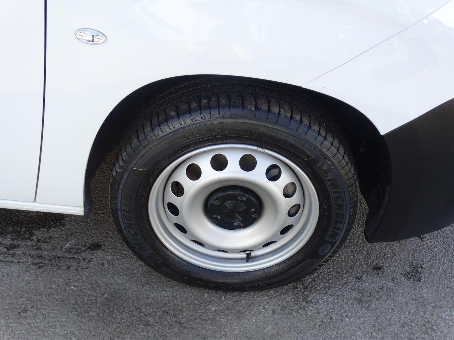 Used Peugeot Partner 2023 for sale - 77749921: Photo 28