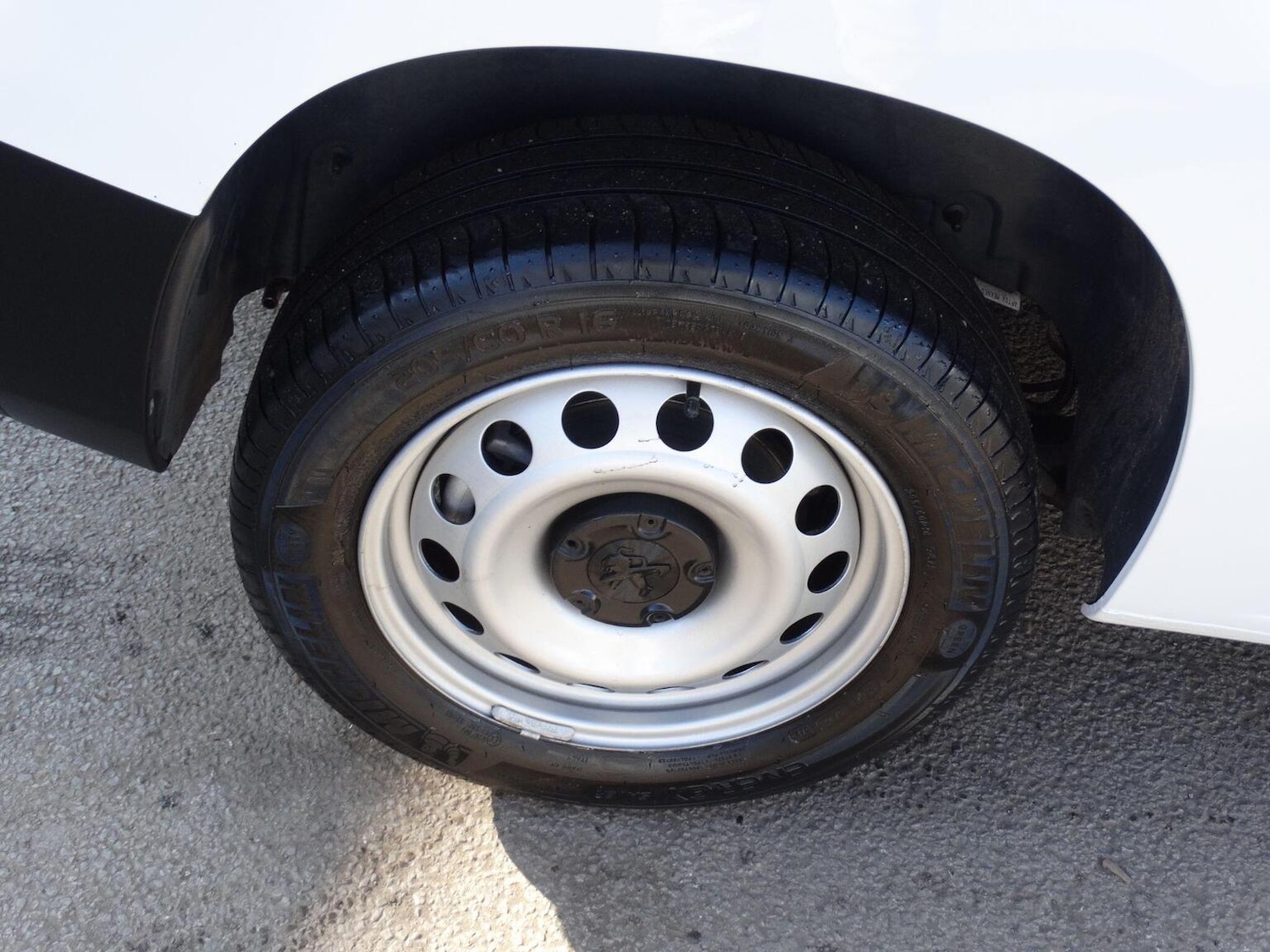 Used Peugeot Partner 2023 for sale - 77749921: Photo 29