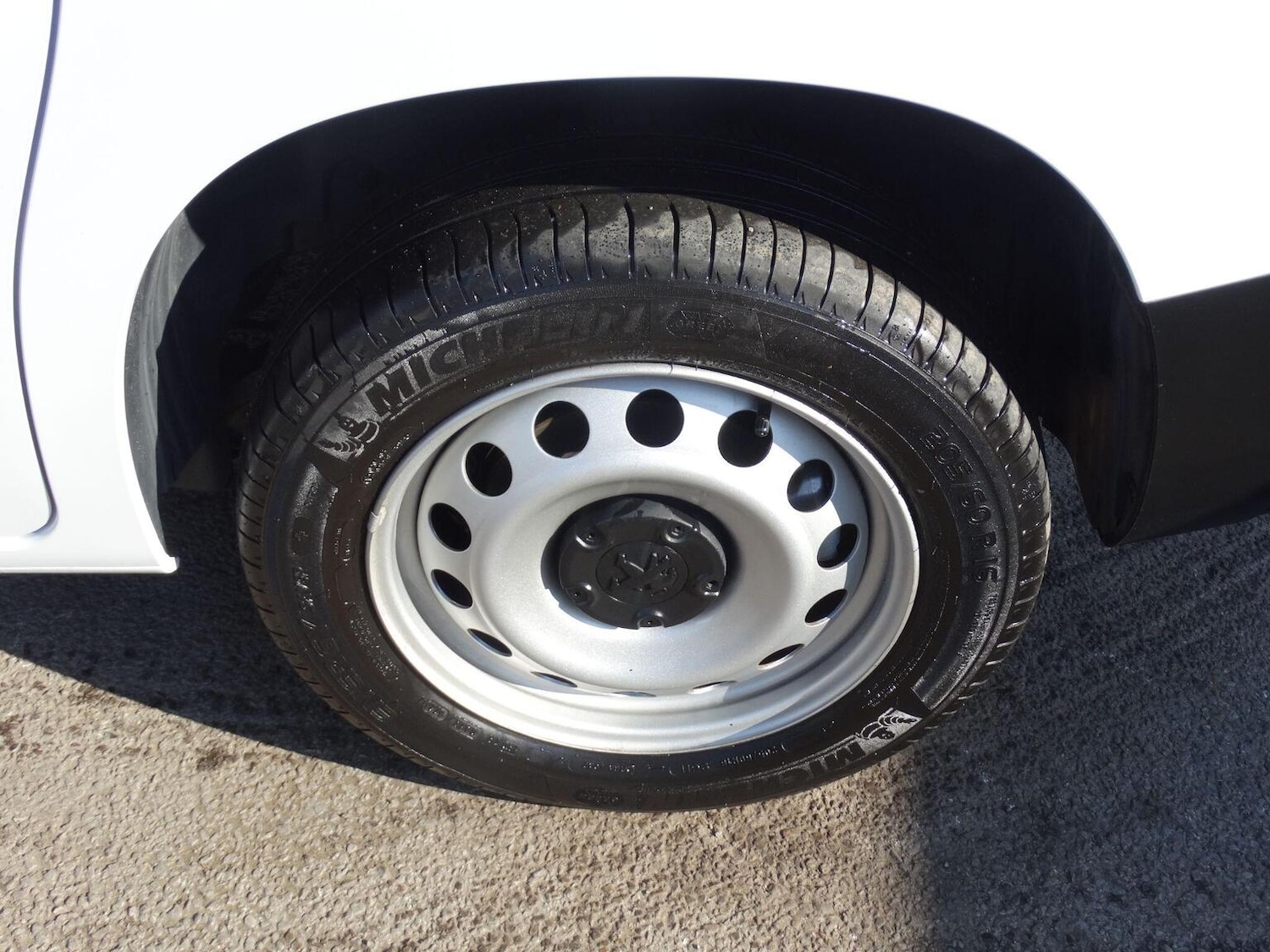 Used Peugeot Partner 2023 for sale - 77749921: Photo 30