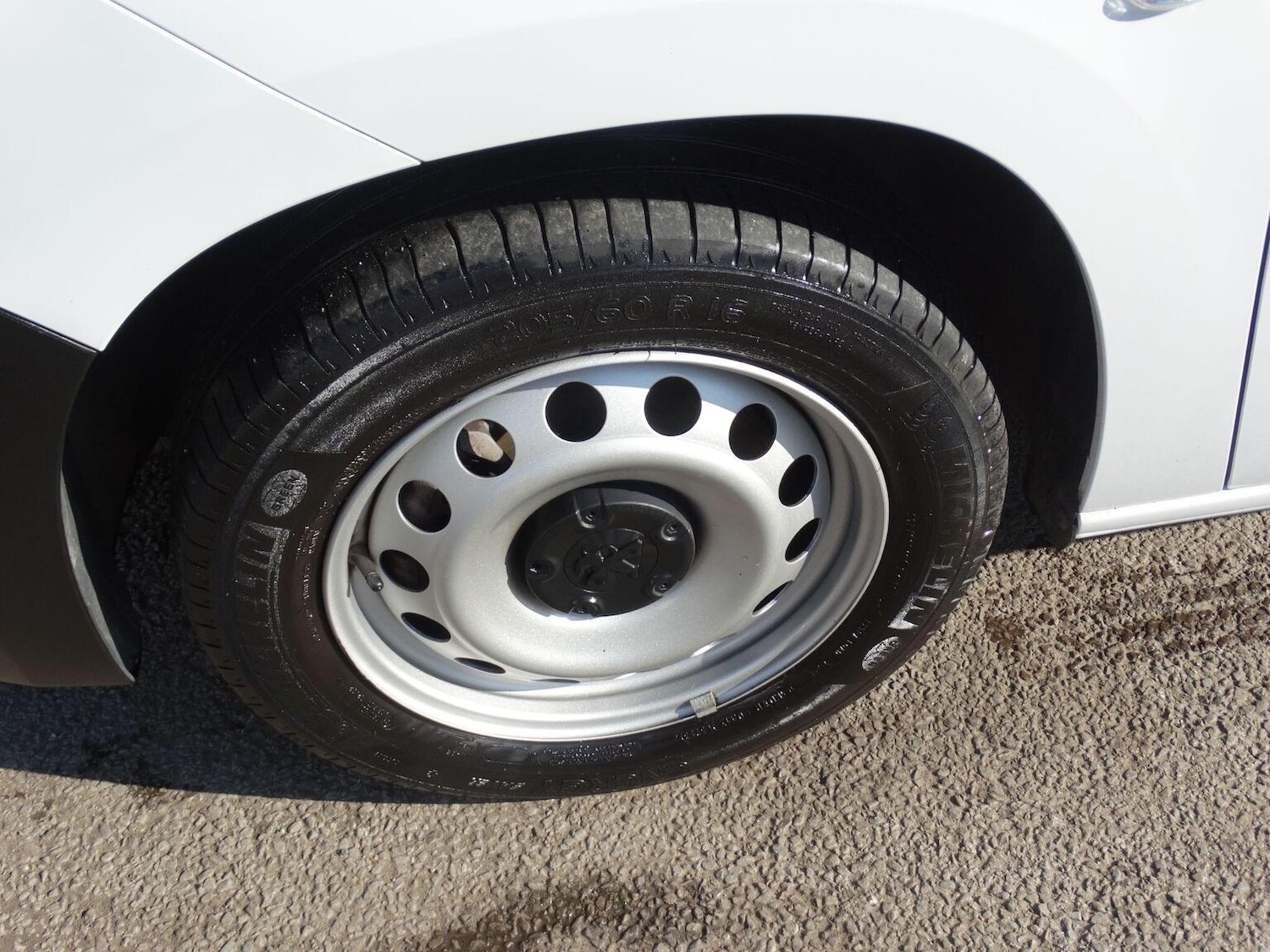 Used Peugeot Partner 2023 for sale - 77749921: Photo 31