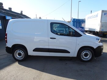 Used Peugeot Partner 2023 for sale - 77749921: Photo