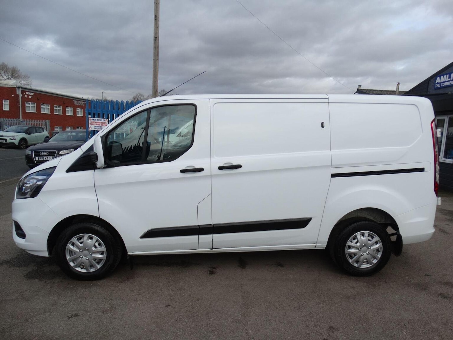 Used Ford Transit Custom 2023 for sale - 77643760: Photo 4