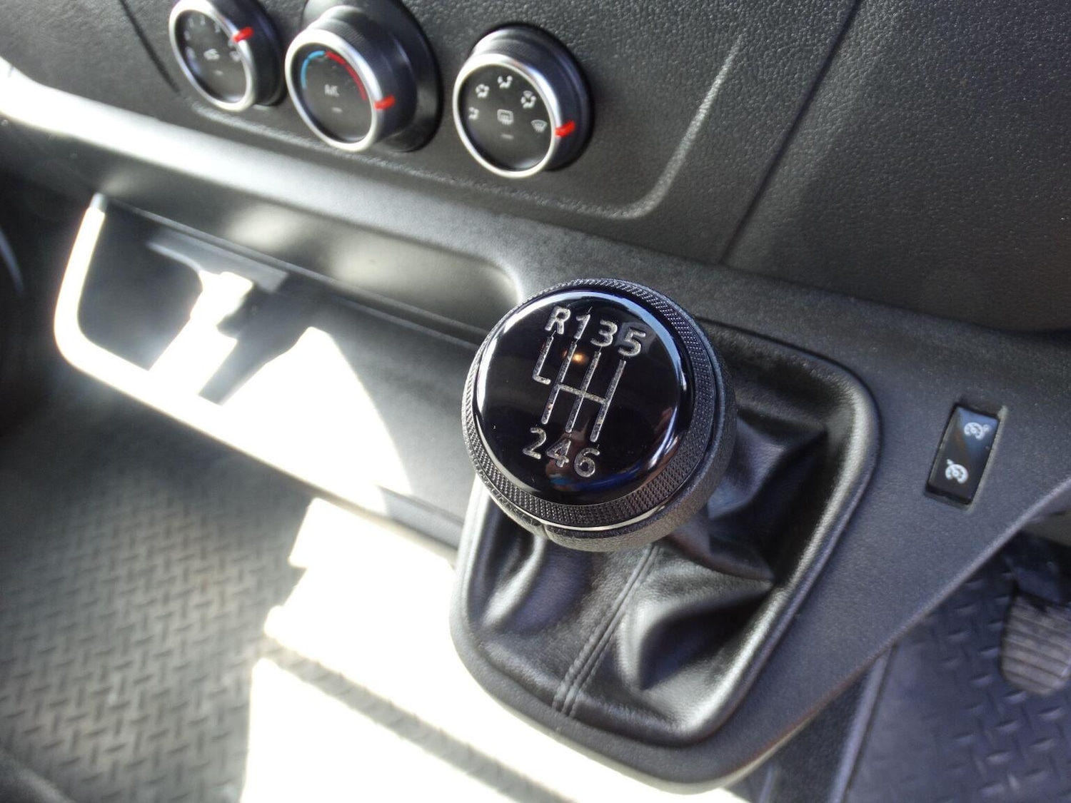 Used Renault Master 2023 for sale - 76793159: Photo 25