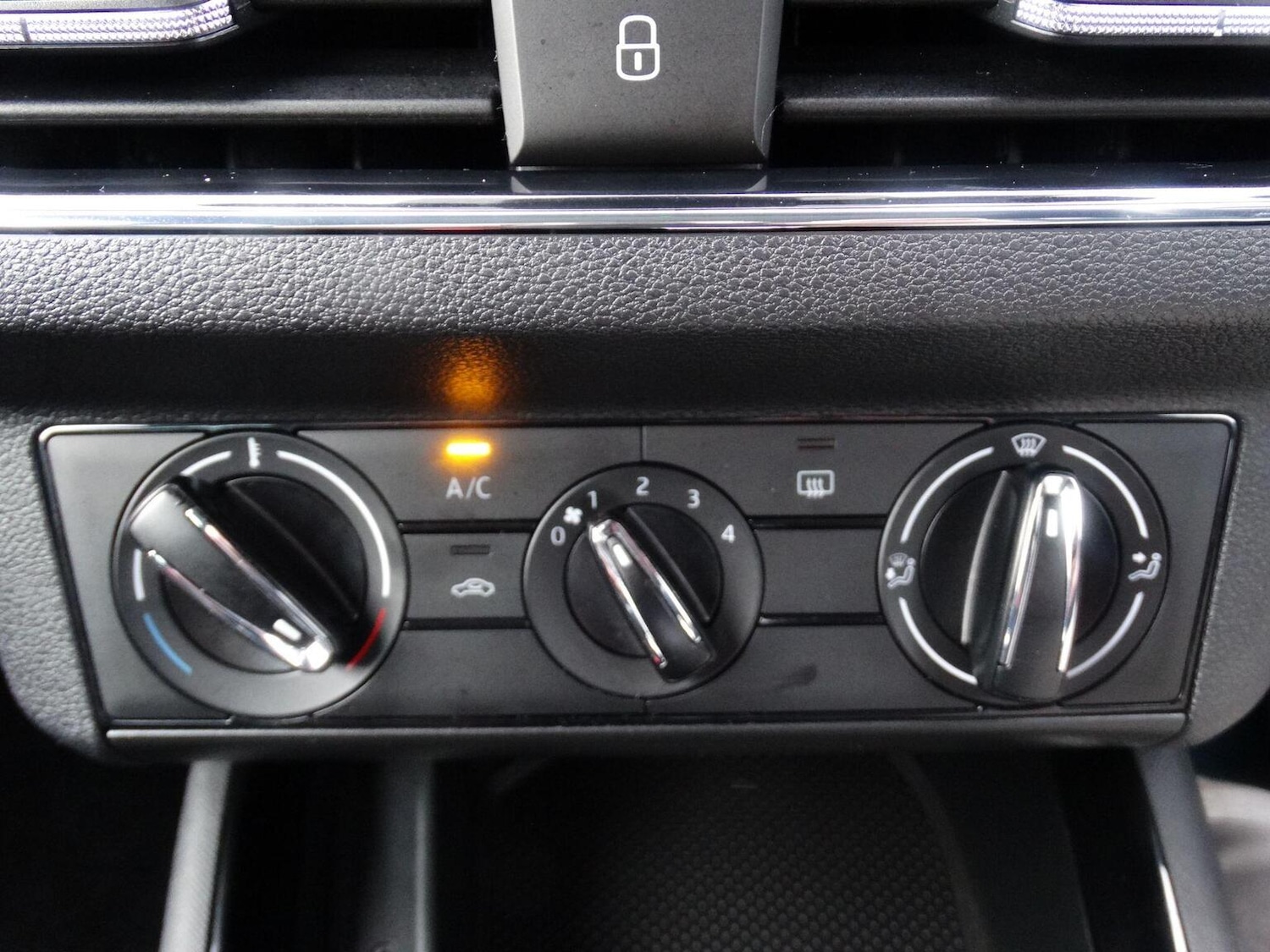 Used Skoda Kamiq 2021 for sale - 77303732: Photo 29