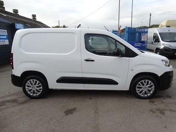 Used Citroen Berlingo 2021 for sale - 76349514: Photo
