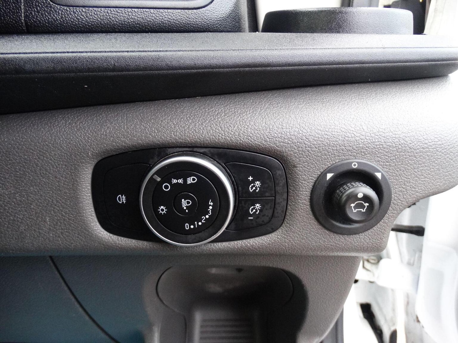 Used Ford Transit 2022 for sale - 76649630: Photo 24