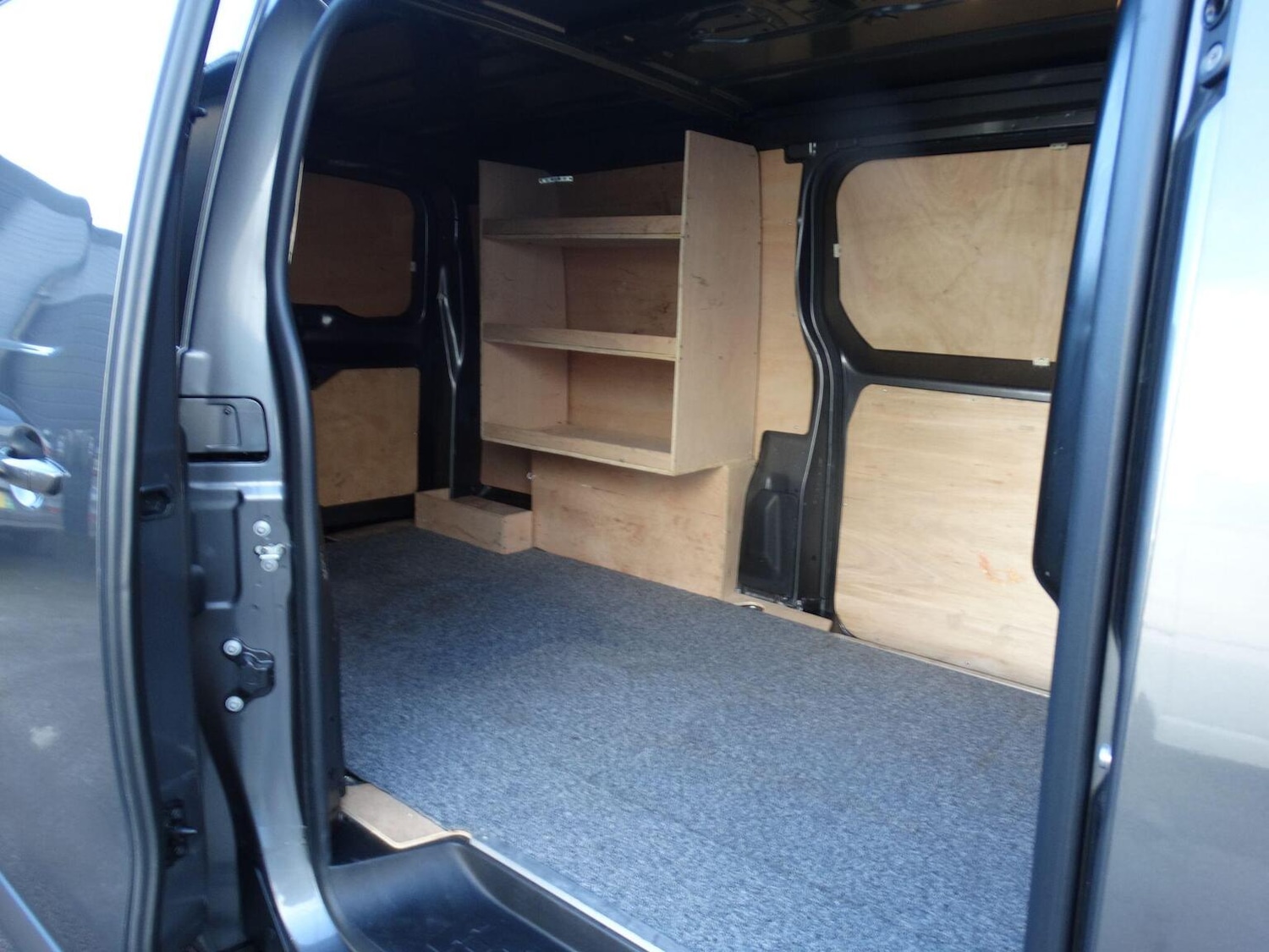 Used Vauxhall Vivaro 2024 for sale - 76918450: Photo 11