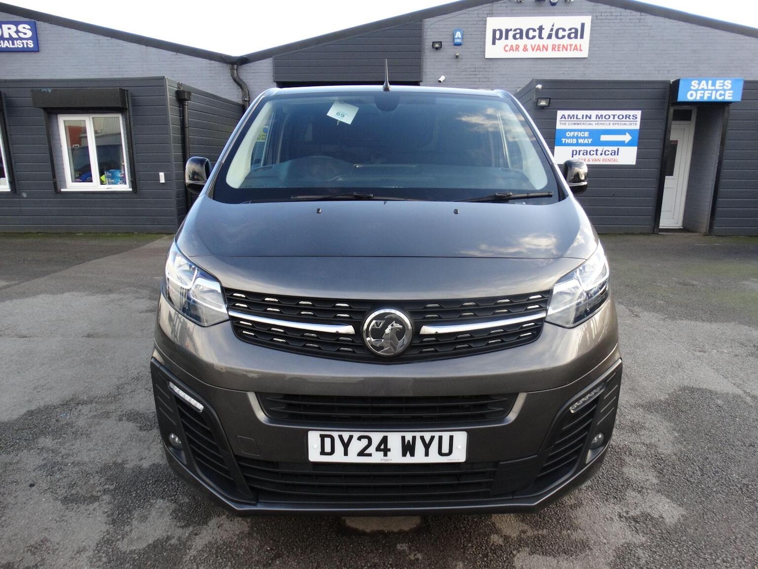 Used Vauxhall Vivaro 2024 for sale - 76918450: Photo 2