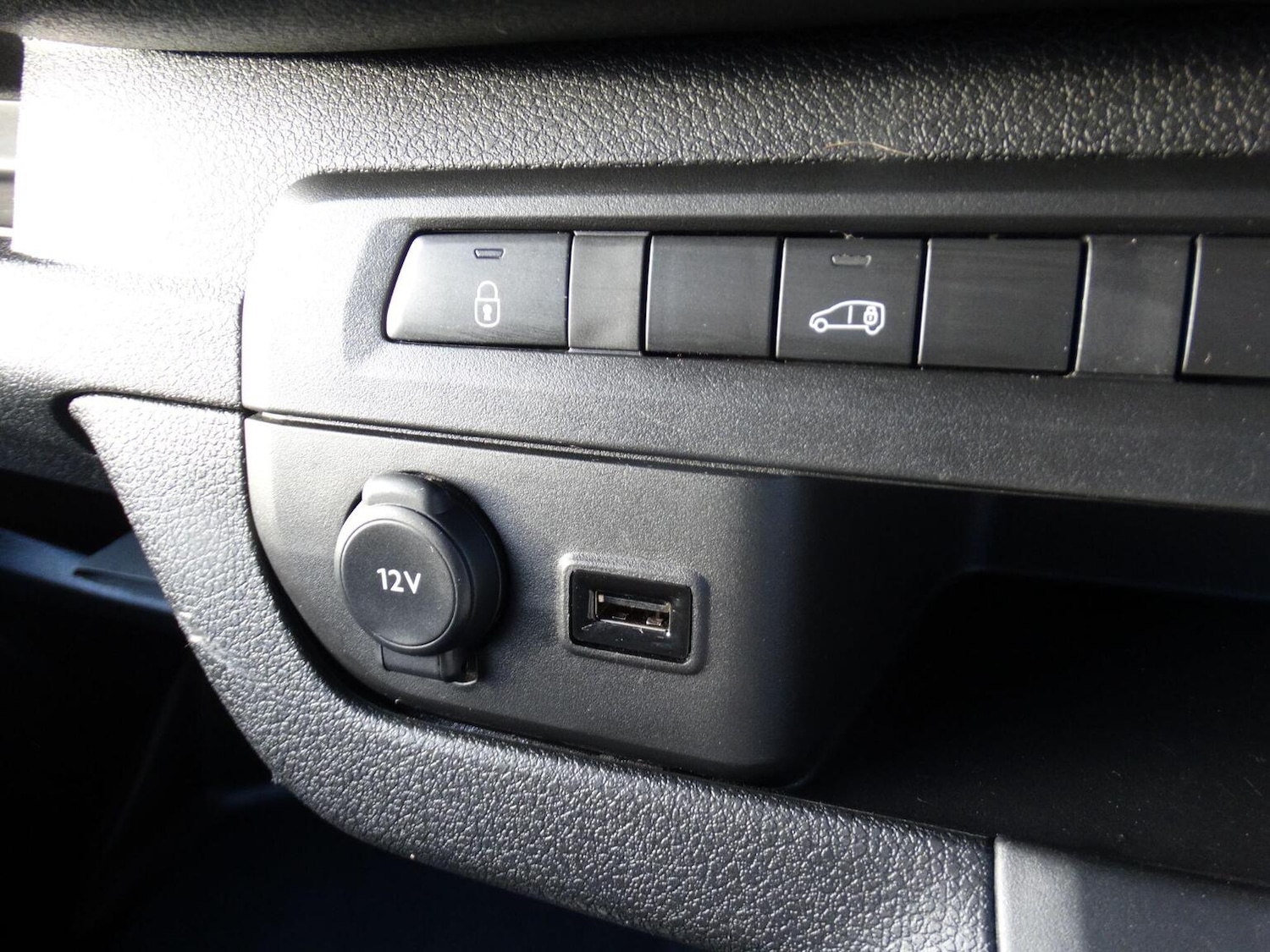 Used Vauxhall Vivaro 2024 for sale - 76918450: Photo 25