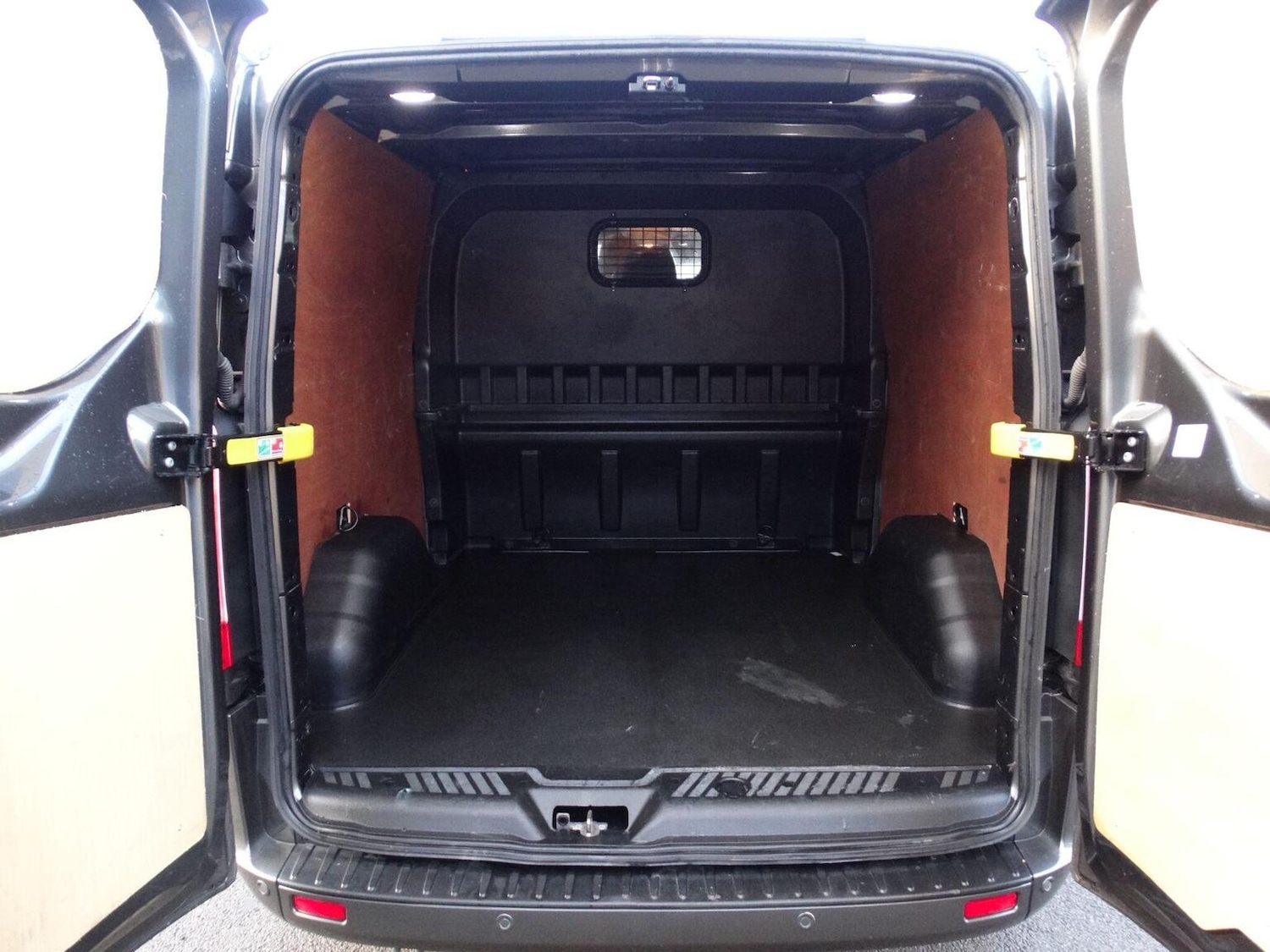 Used Ford Transit Custom 2023 for sale - 76741345: Photo 13