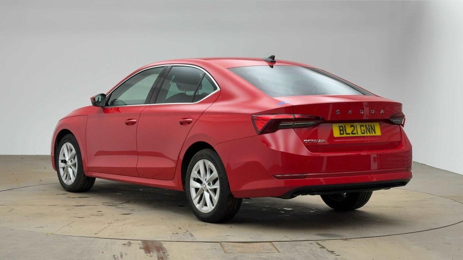 Used Skoda Octavia 2021 for sale - 77077121: Photo 2
