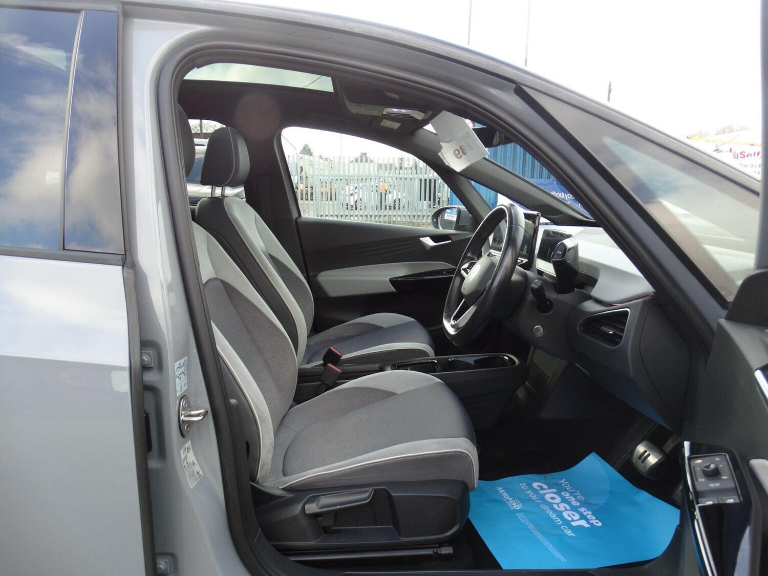 Used Volkswagen ID.3 2021 for sale - 77968619: Photo 9