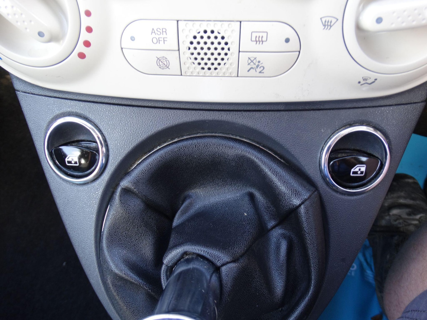 Vehicle 28